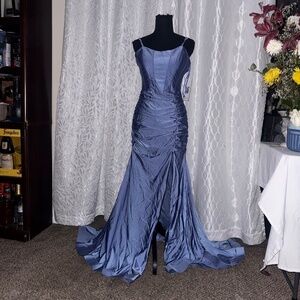 Emerald Sundae Blue Purple Corset Gown Size L Train NWT Formal prom gown dress.
